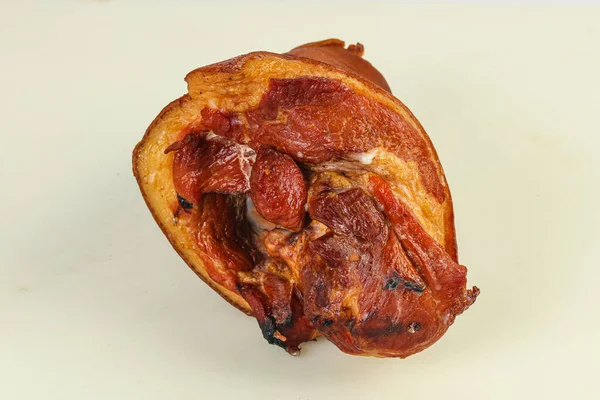 用香草和香料烤猪肉指关节 — 图库照片