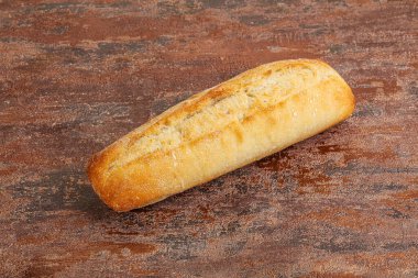 Atıştırmalık kabuklu ekmek.