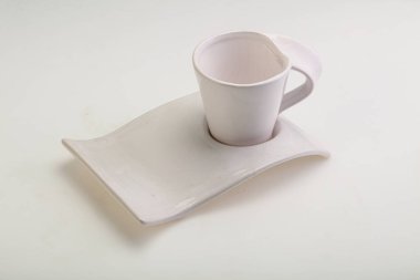 Çay için boş bardak ya da izole kahve.