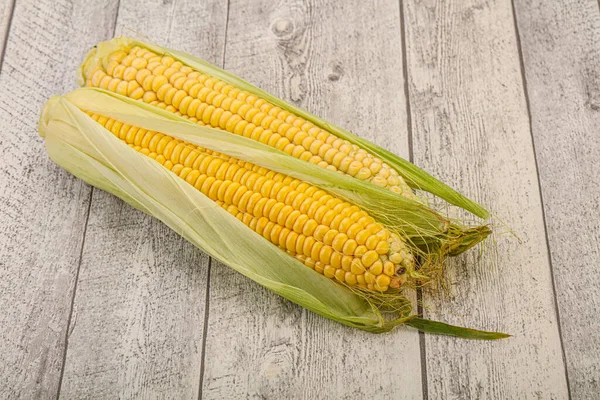 Vegan Cuisine Ripe Sweet Young Corn — Stock Photo, Image