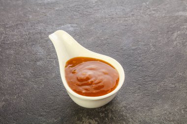 Asya geleneksel mutfağı - et ve tavuk için köri sosu