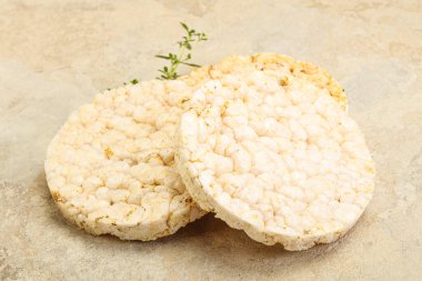 Vejetaryen için diyet çıtır ekmek yığını