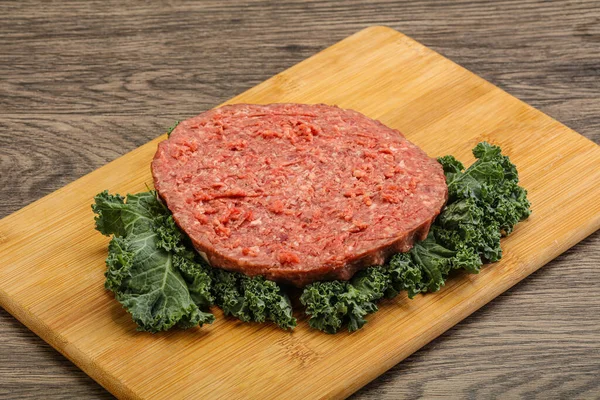 Raw Beef Burger Cutlet Grill Burger — Stock Photo, Image