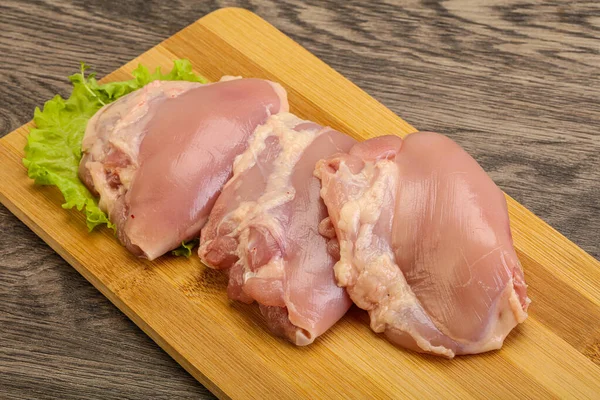 Nyers Csirke Kicsontozott Bőr Nélküli Láb Főzéshez — Stock Fotó