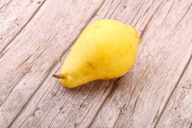  Olgun, lezzetli ve tatlı Sarı Çin Armudu