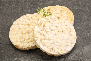 Vejetaryen için diyet çıtır ekmek yığını