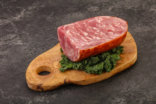 Sabroso Trozo Jamón Carne Sobre Tablero —  Fotos de Stock