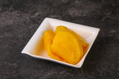 Kasede konserve Jackgruit atıştırmalığı