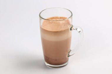 Sıcak tatlı ve lezzetli çikolatalı içecek.