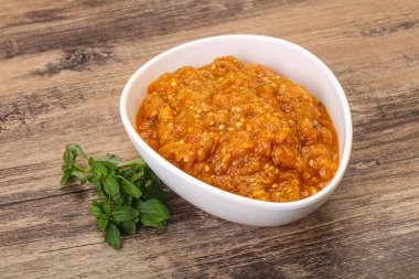 Kafkas mutfağı - Mangal salatası ve ızgara sebze