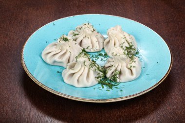 Geleneksel Gürcistan mutfağı - etli khinkali böreği