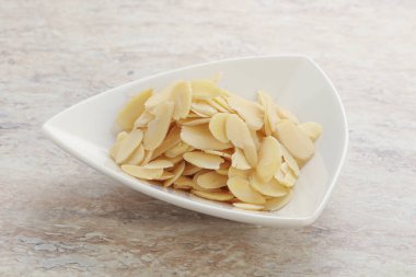 Mutfak ve yemek için badem fıstığı dilimleri