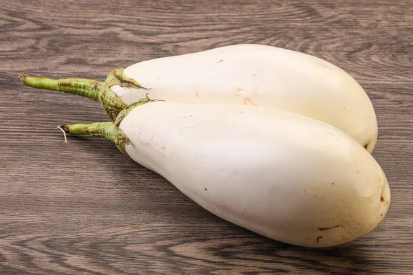 Ripe Tasty White Organic Eggplant Aubergine — Stock Photo, Image