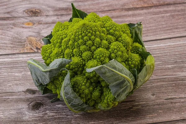 Chutné Vegan Organické Potraviny Romanesco Zelí — Stock fotografie