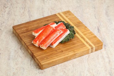 Yengeç çubuğu balık surimi aperatif