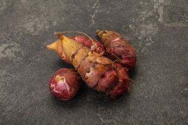 Vegan suisine - Çiğ top inambur kökü veya Kudüs enginarı