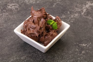 Çikolata nazelfındıklı.