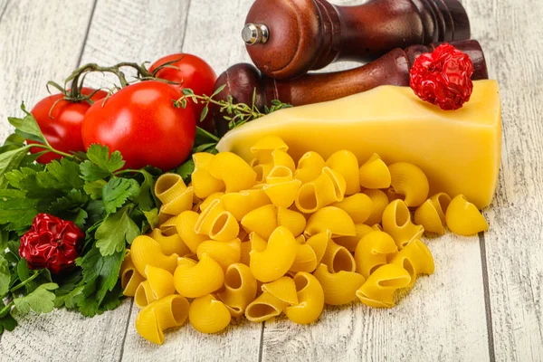 Pasta Italiana Tubo Crudo Rigate Verdure Servite — Foto Stock