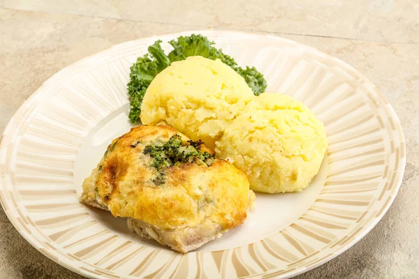 Filé Pangasius Assado Com Purê Batata Queijo — Fotografia de Stock