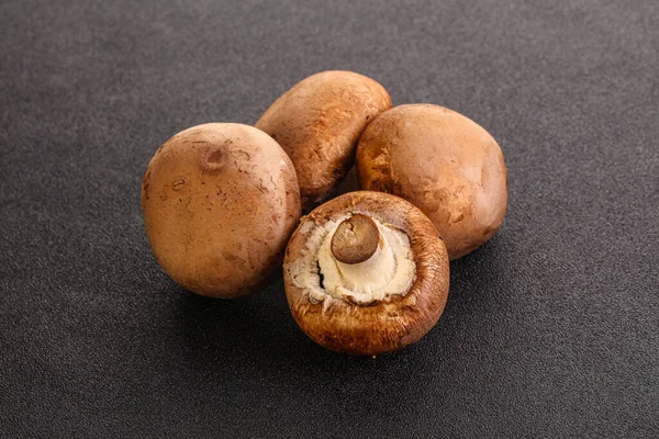 Raw Brown Champignons Mushroom Heap Cooking — Stock Photo, Image