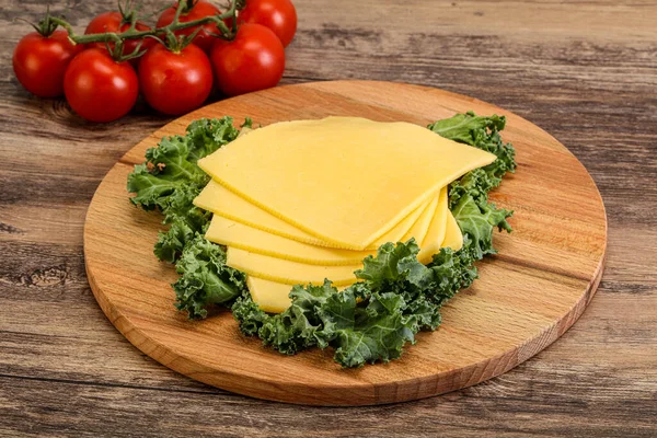 Sliced Gauda Cheese Snack Board — Stock Photo, Image