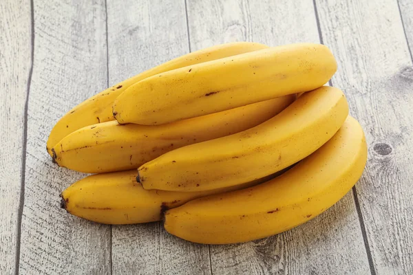 Tropische Gelbe Bananenfrucht Halde Isoliert — Stockfoto