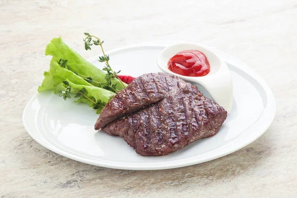 Gegrillte Machete Rock Beef Steak Serviert Thymian Und Ketchup — Stockfoto