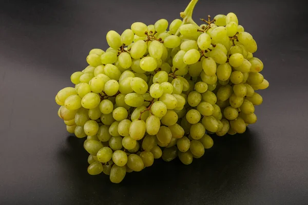 Słodki Zielony Gałąź Winogron Tle — Zdjęcie stockowe