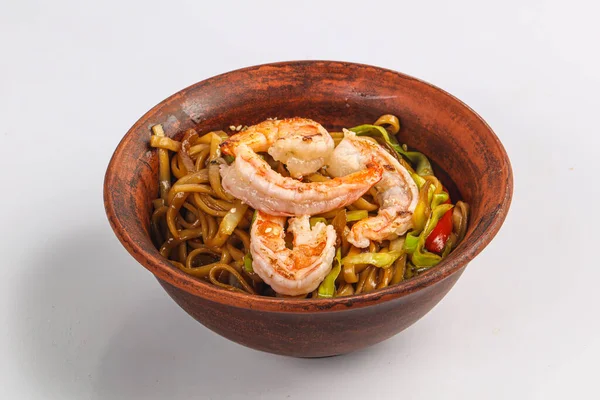 Asya Mutfağı Karides Tavalı Udon Eriştesi — Stok fotoğraf