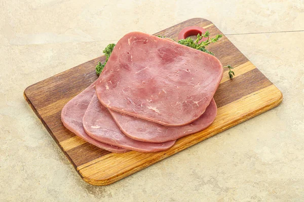 Snacks Van Gesneden Rundvlees Ham Aan Boord — Stockfoto