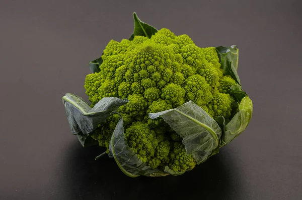 Savoureux Végétalien Aliments Biologiques Chou Romanesco — Photo