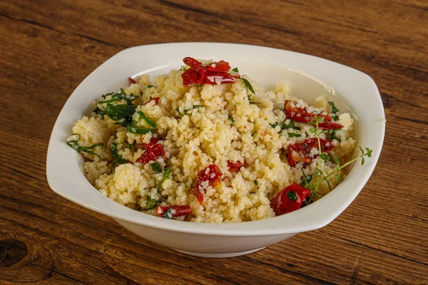 Vegetarische Küche Couscous Mit Gemüse Und Petersilie — Stockfoto