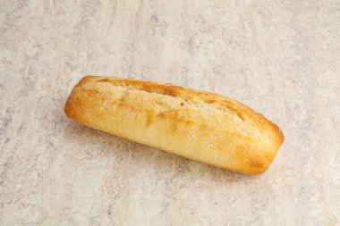 Atıştırmalık kabuklu ekmek.