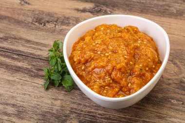 Kafkas mutfağı - Mangal salatası ve ızgara sebze