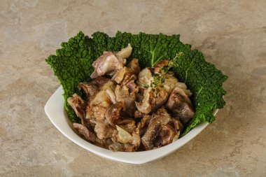 Kavanozda baharatlı kuzu eti