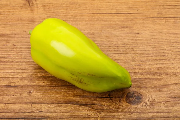 Lekkere Groene Bel Bulgaarse Peper Geïsoleerd — Stockfoto