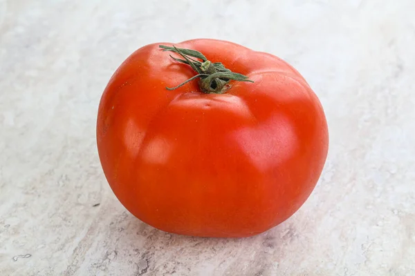 Rote Reife Große Saftige Tomate Isoliert — Stockfoto