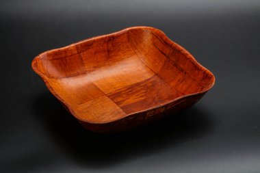 Mutfak için ahşap boş kase.