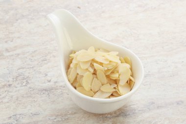 Mutfak ve yemek için badem fıstığı dilimleri