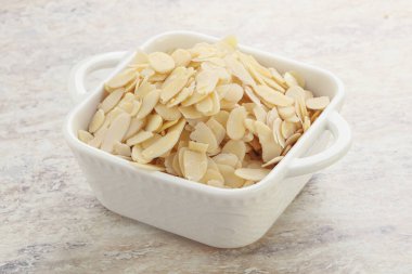 Mutfak ve yemek için badem fıstığı dilimleri