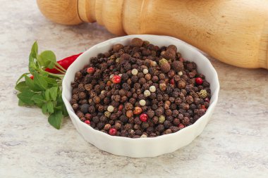 Lezzetli Peppercorn karışımı klozette.