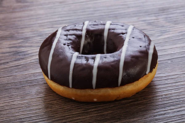 Dona Glaseada Dulce Sabrosa Con Hielo Chocolate — Foto de Stock