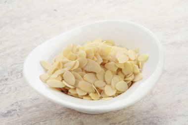 Mutfak ve yemek için badem fıstığı dilimleri