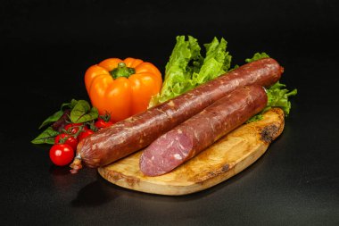 Lezzetli domuz jambonlu sosis.