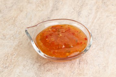 Asya tatlı ve ekşi sosu kasede