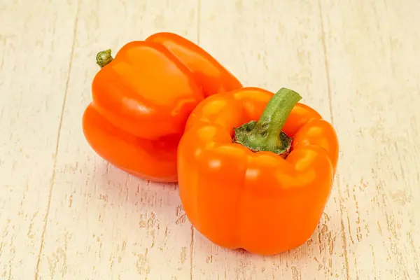 Két Narancssárga Édes Édes Bell Pepper — Stock Fotó