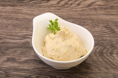 Vejetaryen yemeği. Zeytinyağlı humus sosu.