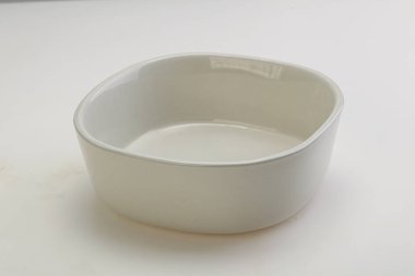 İzole edilmiş servis için beyaz leke kasesi