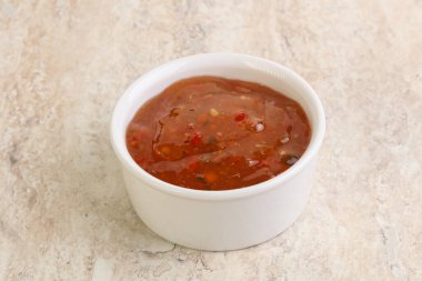 Asya tatlı ve ekşi sosu kasede