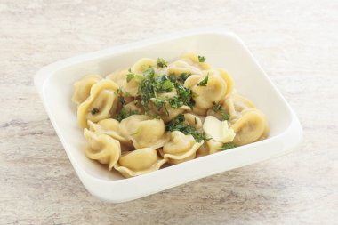 Rus köfteleri et ve tereyağlı.